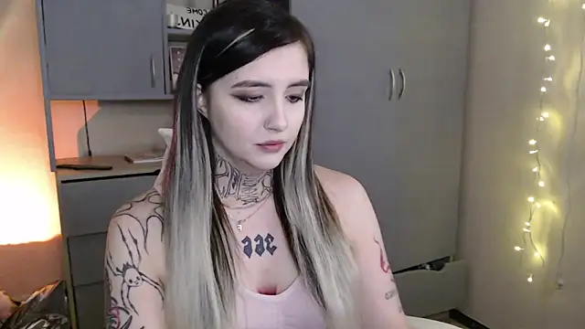 Rin Tozier online show from 02.27.26