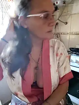 Nanybeach online show from 02.13.26