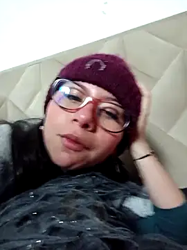 Mei hells online show from 04.21.26