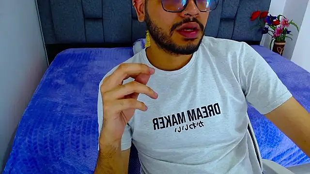 Snapshot of J_black_ chatting on 02.18.26 J black online show from 02.18.26