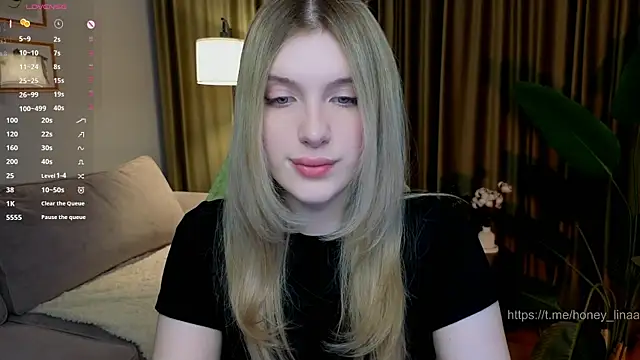Snapshot of honey_kors chatting on 05.04.26 honey kors online show from 05.04.26
