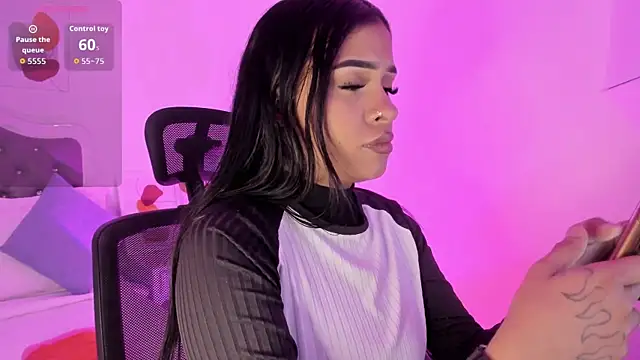 Aisha Haddad online show from 02.13.26