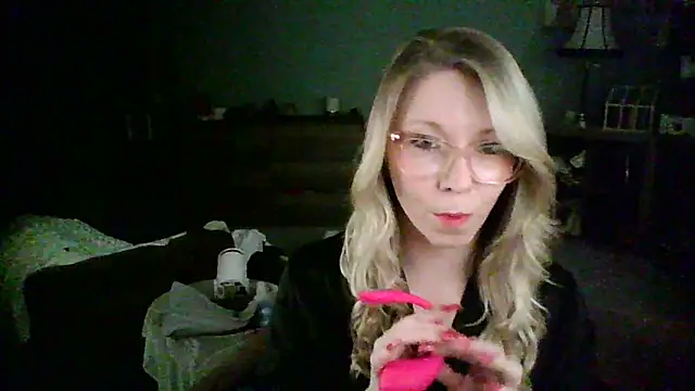 NikkiB653466 online show from 02.19.26