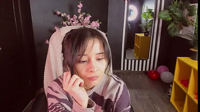 May Ling online show from 03.08.26