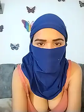 Snapshot of sarah_Dau chatting on 02.19.26 sarah Dau online show from 02.19.26