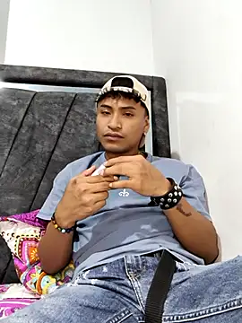 Snapshot of Emadridr chatting on 02.28.26 Emadridr online show from 02.28.26