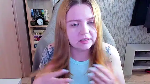 Snapshot of AnitaXVine chatting on 02.12.26 AnitaXVine online show from 02.12.26