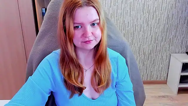 Snapshot of AnitaXVine chatting on 05.12.26 AnitaXVine online show from 05.12.26