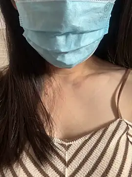 Snapshot of YaoYao-97 chatting on 02.24.26 YaoYao-97 online show from 02.24.26