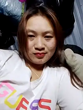 Snapshot of bany-lee chatting on 02.26.26 bany-lee online show from 02.26.26