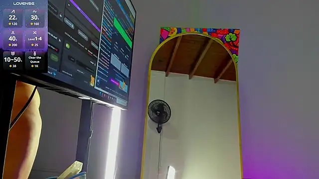 Snapshot of Zaphiro__Sky chatting on 02.18.26 Zaphiro Sky online show from 02.18.26