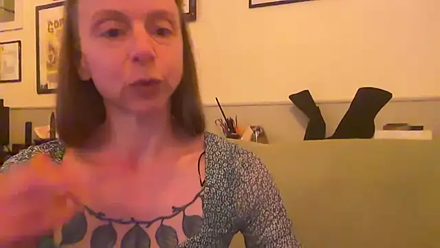 Snapshot of Sexwestworld chatting on 05.05.26 Sexwestworld online show from 05.05.26