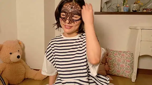 Mochi-Momo online show from 06.13.26