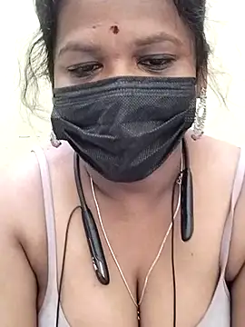 Snapshot of Tamil_Ramya_ chatting on 04.11.26 Tamil Ramya online show from 04.11.26