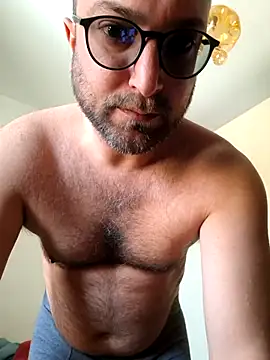 Snapshot of cetriolino chatting on 02.18.26 cetriolino online show from 02.18.26