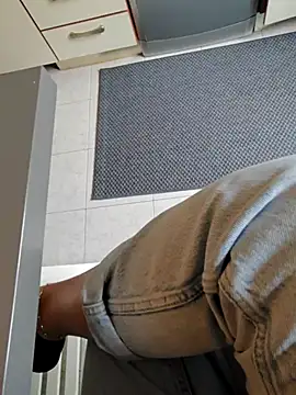 Ginevra01 online show from 04.14.26