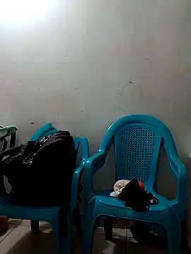 Snapshot of honey-suckle chatting on 03.02.26 honey-suckle online show from 03.02.26