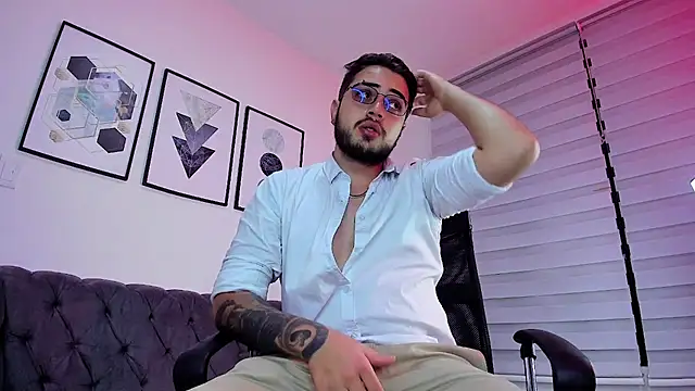 Snapshot of ethan_grace chatting on 02.19.26 ethan grace online show from 02.19.26