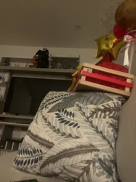 Snapshot of Grhony chatting on 02.20.26 Grhony online show from 02.20.26