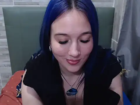 Snapshot of AZULFOX69 chatting on 04.30.26 AZULFOX69 online show from 04.30.26