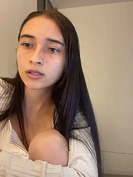 candy deluxe online show from 02.19.26