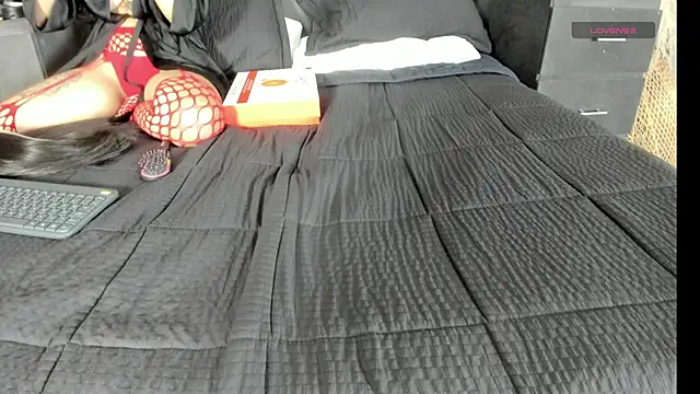 MarcoAndAllice online show from 04.05.26