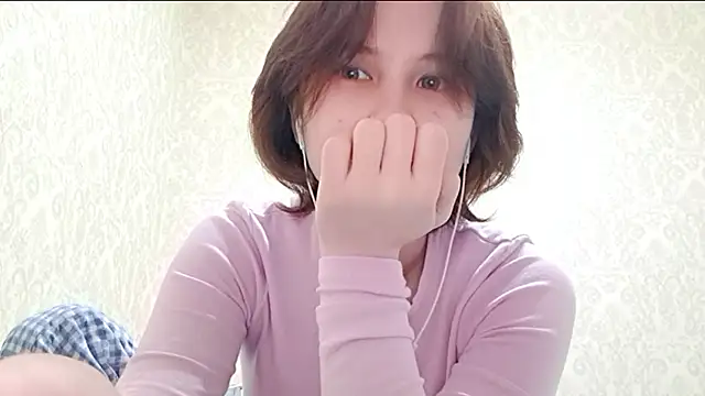 Snapshot of TrueViva chatting on 02.17.26 TrueViva online show from 02.17.26