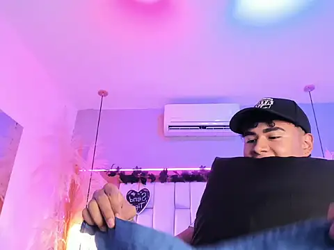 Snapshot of Bastixvontade chatting on 02.25.26 Bastixvontade online show from 02.25.26