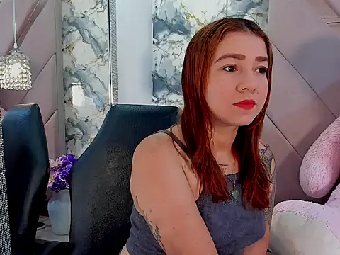 Snapshot of antonella_moon7 chatting on 08.01.26 antonella moon7 online show from 08.01.26