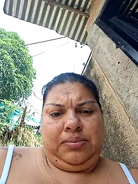 Juli Powl online show from 04.01.26