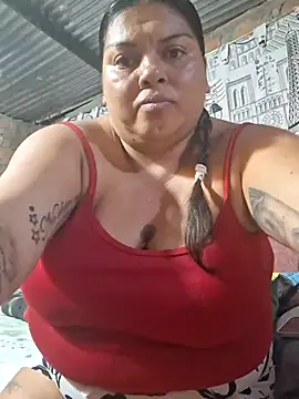 Juli Powl online show from 04.11.26