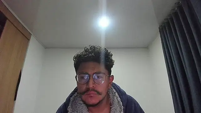 Snapshot of JhonnyRey27 chatting on 02.28.26 JhonnyRey27 online show from 02.28.26