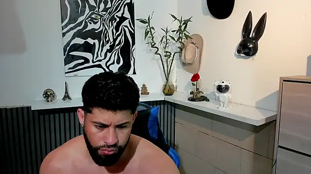 Snapshot of BENEDIICK chatting on 02.19.26 BENEDIICK online show from 02.19.26