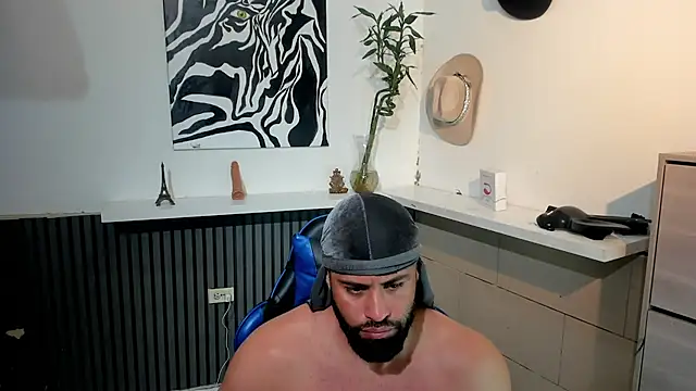 Snapshot of BENEDIICK chatting on 03.01.26 BENEDIICK online show from 03.01.26