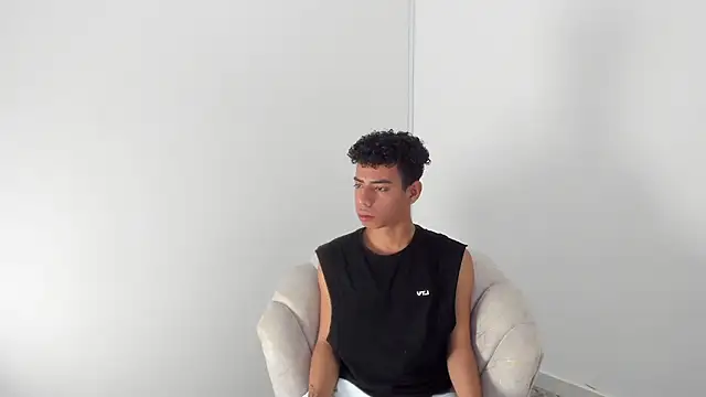 alexx cum18 online show from 06.26.26