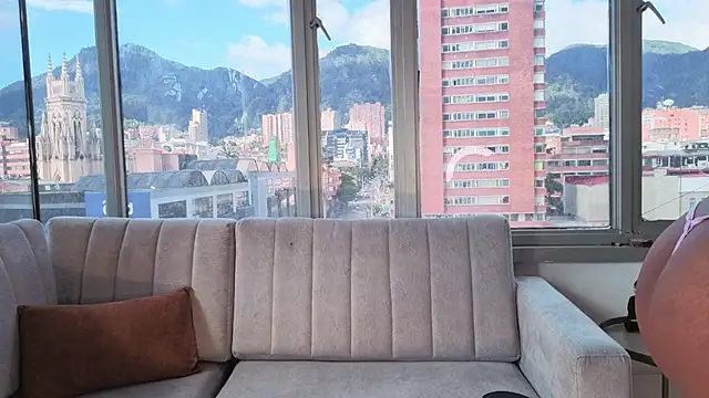 Snapshot of madii_lenon chatting on 02.18.26 madii lenon online show from 02.18.26