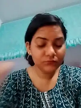 Anushka Singh0 online show from 03.18.26