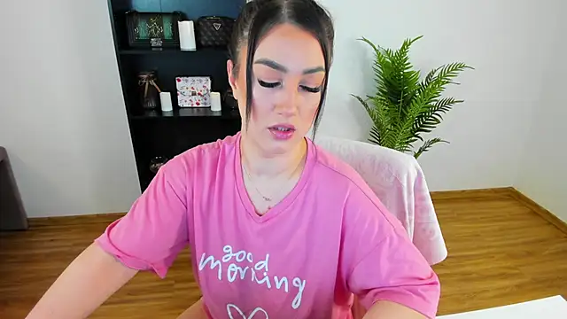 khloe starrr online show from 04.11.26