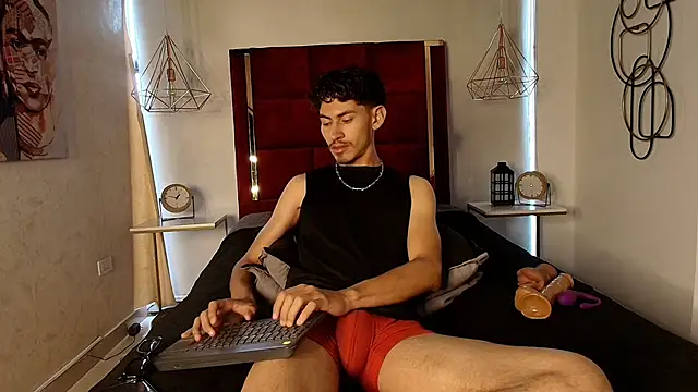 skinny jean  online show from 04.06.26