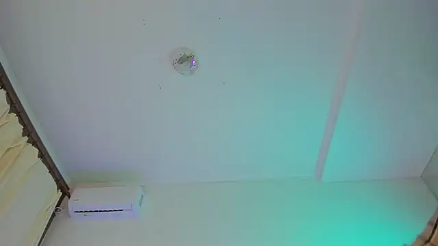 AmandaHoppe online show from 04.10.26