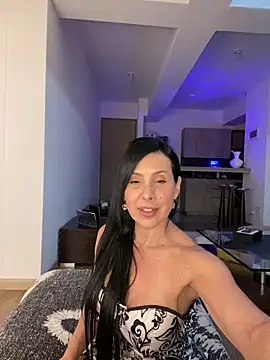 Snapshot of caritoo21 chatting on 03.03.26 caritoo21 online show from 03.03.26