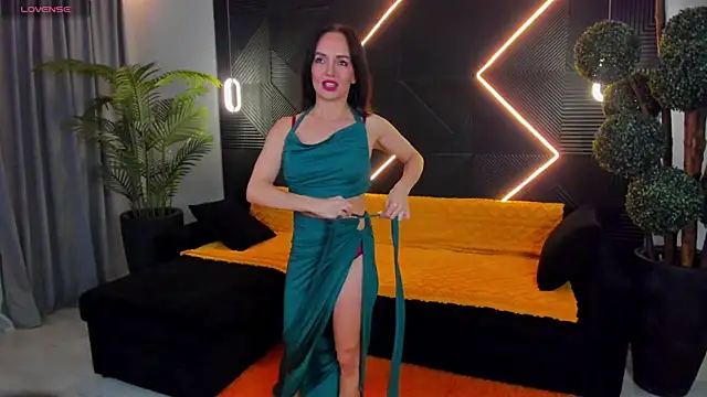 Shanita moon online show from 07.08.26