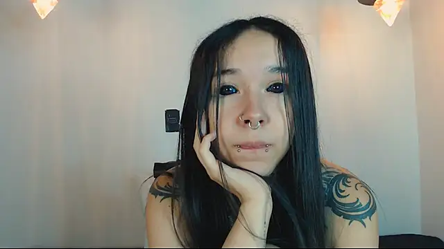 Snapshot of alien_eyes09 chatting on 02.20.26 alien eyes09 online show from 02.20.26