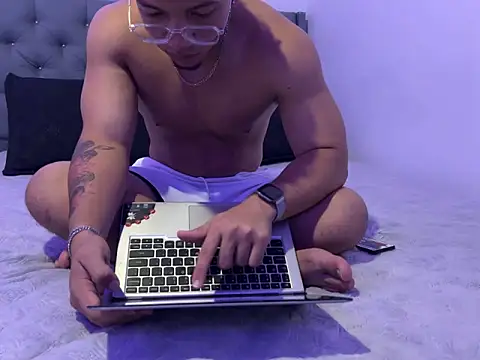 Snapshot of MaxSeduce23 chatting on 03.02.26 MaxSeduce23 online show from 03.02.26