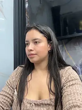 Miss Bella Flame online show from 04.16.26