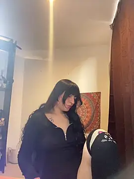 Abril Thompson221 online show from 04.12.26