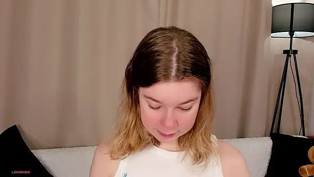 Snapshot of MaraaSwan chatting on 02.20.26 MaraaSwan online show from 02.20.26