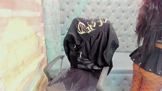 Scarlett Moom online show from 03.20.26