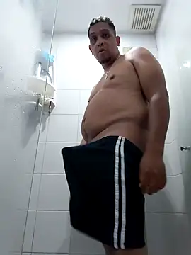 Snapshot of gordogruesa chatting on 02.15.26 gordogruesa online show from 02.15.26