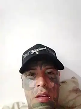 Snapshot of capeink chatting on 04.15.26 capeink online show from 04.15.26